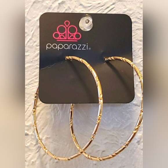 Unregulated - Gold Hoop♥ Earrings - Picture 5 of 6